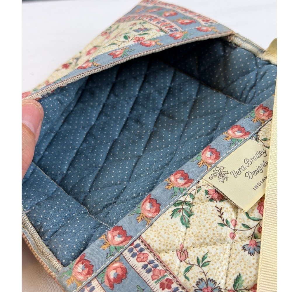 Vintage Vera Bradley Indiana Cream RARE 1985 Quilted Floral Book Bible Cover EUC - Picture 5 of 6